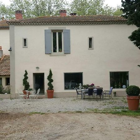 Manoir En Crau Hotell Arles Eksteriør bilde