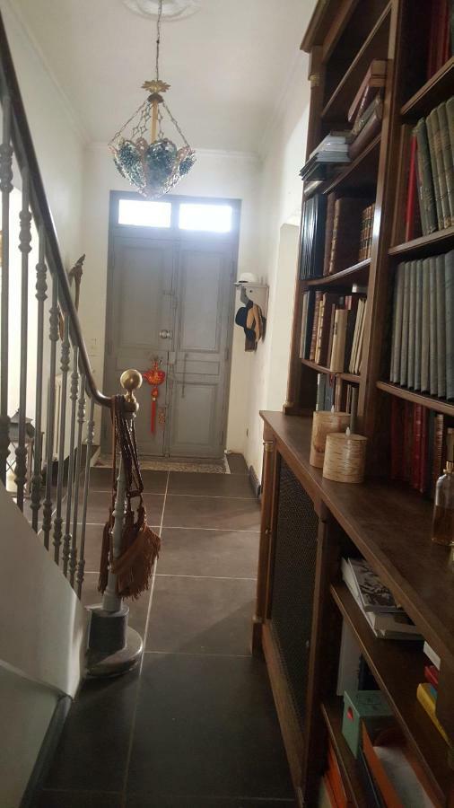 Manoir En Crau Hotell Arles Eksteriør bilde